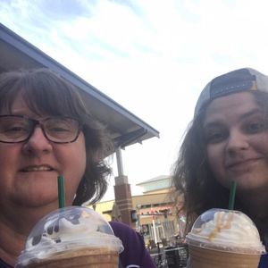 Meet your Posher, Paula